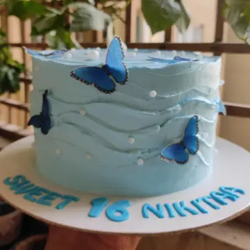 Vanilla buttercream cake